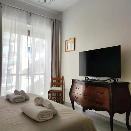 Ianos Apartment *